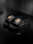 Queen | ROLLEMAN® Dames Slippers Zwart met Strass Embleem