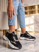 Vienna – Zwarte Strass Sneaker met Chunky Zool