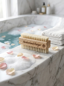 Nail Brush Wood – Hardworking Traveller