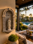 Komplett geliefert – Wandkapelle inklusive Marienstatue | Direkt aufhängen