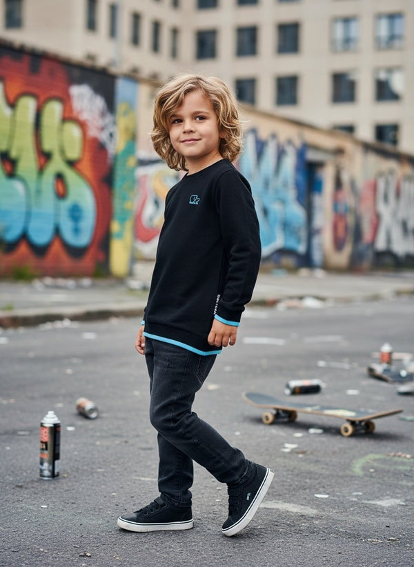 Sweater Tjabo - Kids, black with turquoise accents
